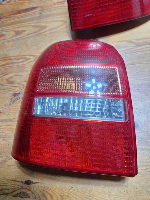 Audi A4 B5 Kombi Lift lampy tył