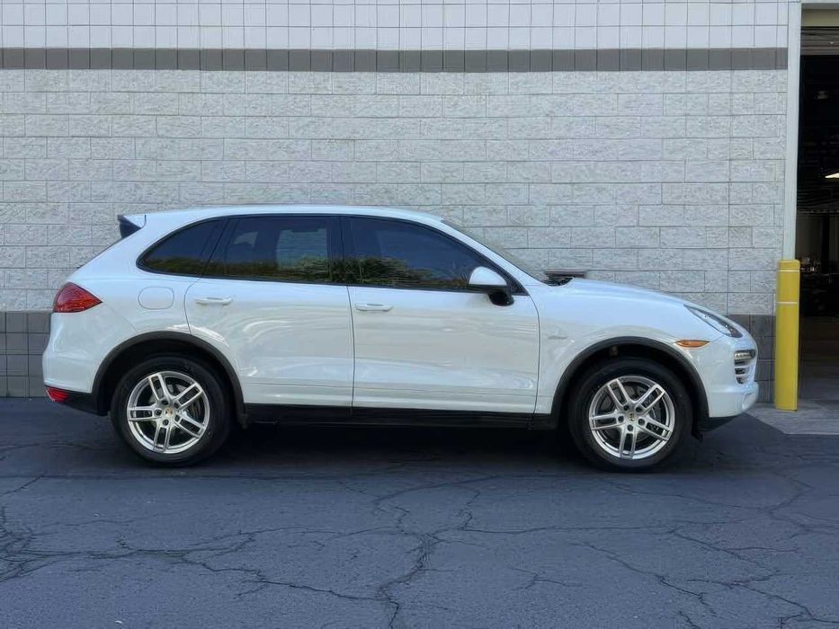 Porsche Cayenne Platinum      2014