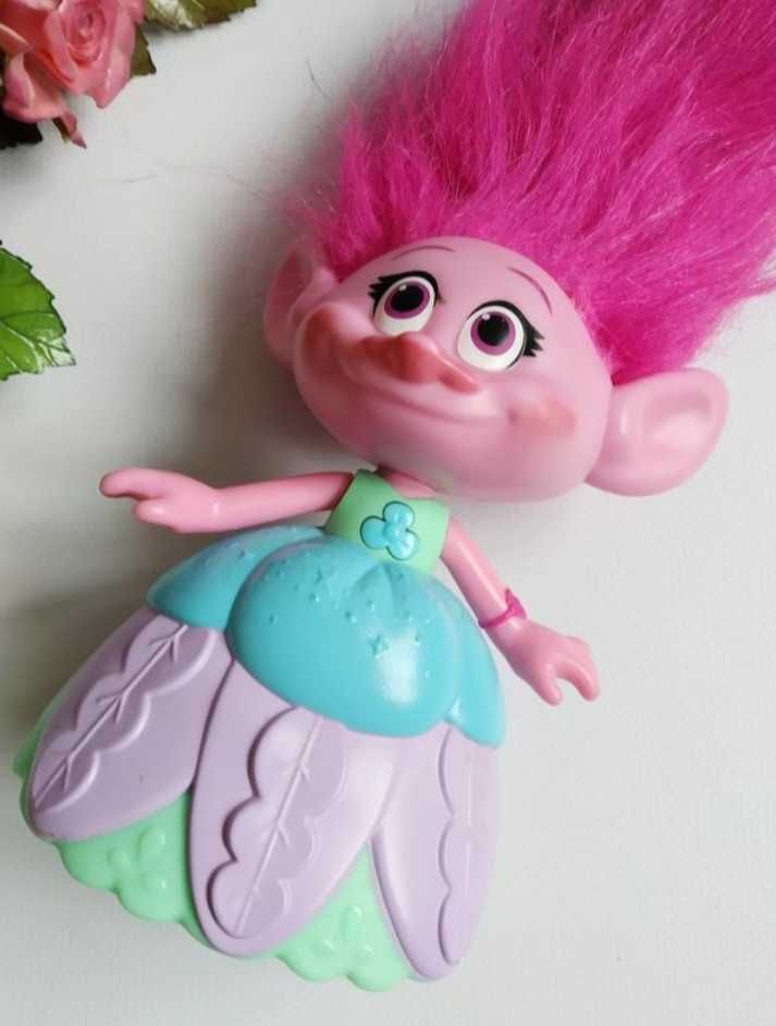 Интерактивная игрушка фигурка Розочка Тролль Troll Hasbro