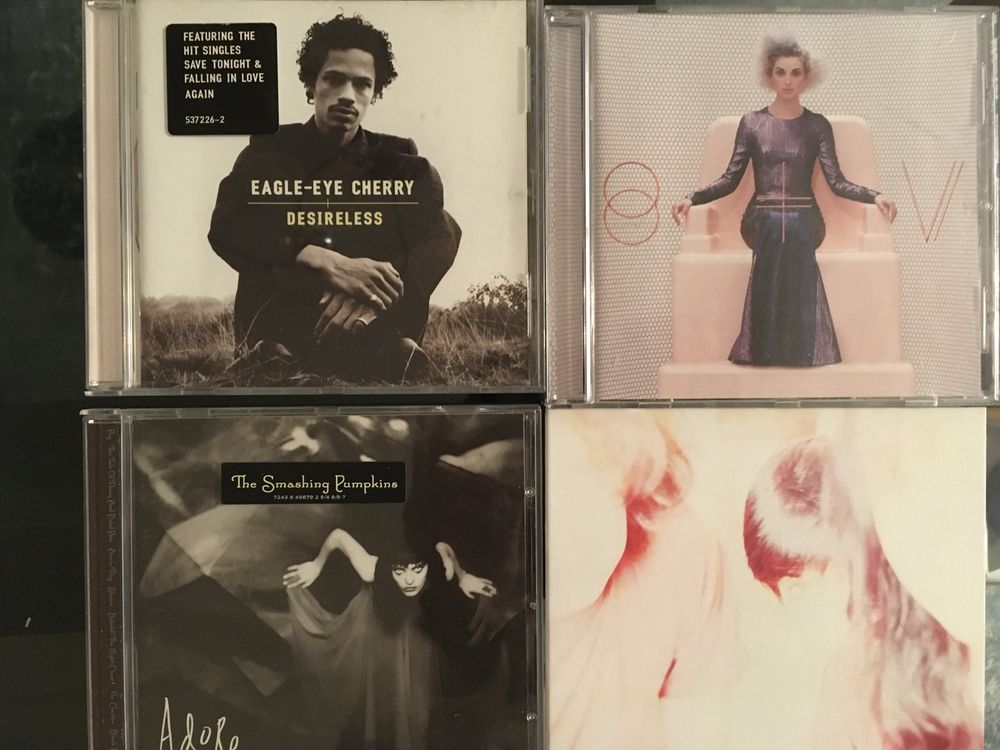 CDs em óptimo estado.