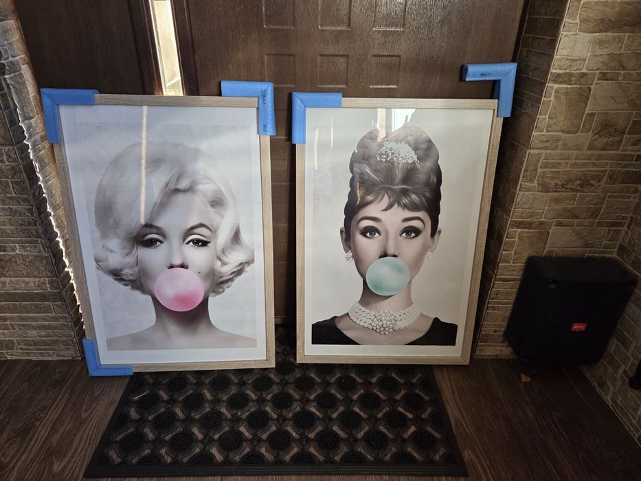 2 obrazy Marilyn monroe Audrey  Hepburn
