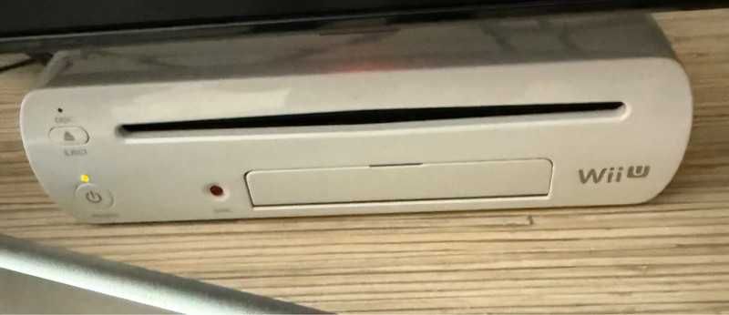Nintendo Wii U -  Białe