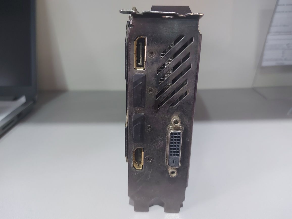 Відеокарта Gigabyte RADEON RX 570 GAMING