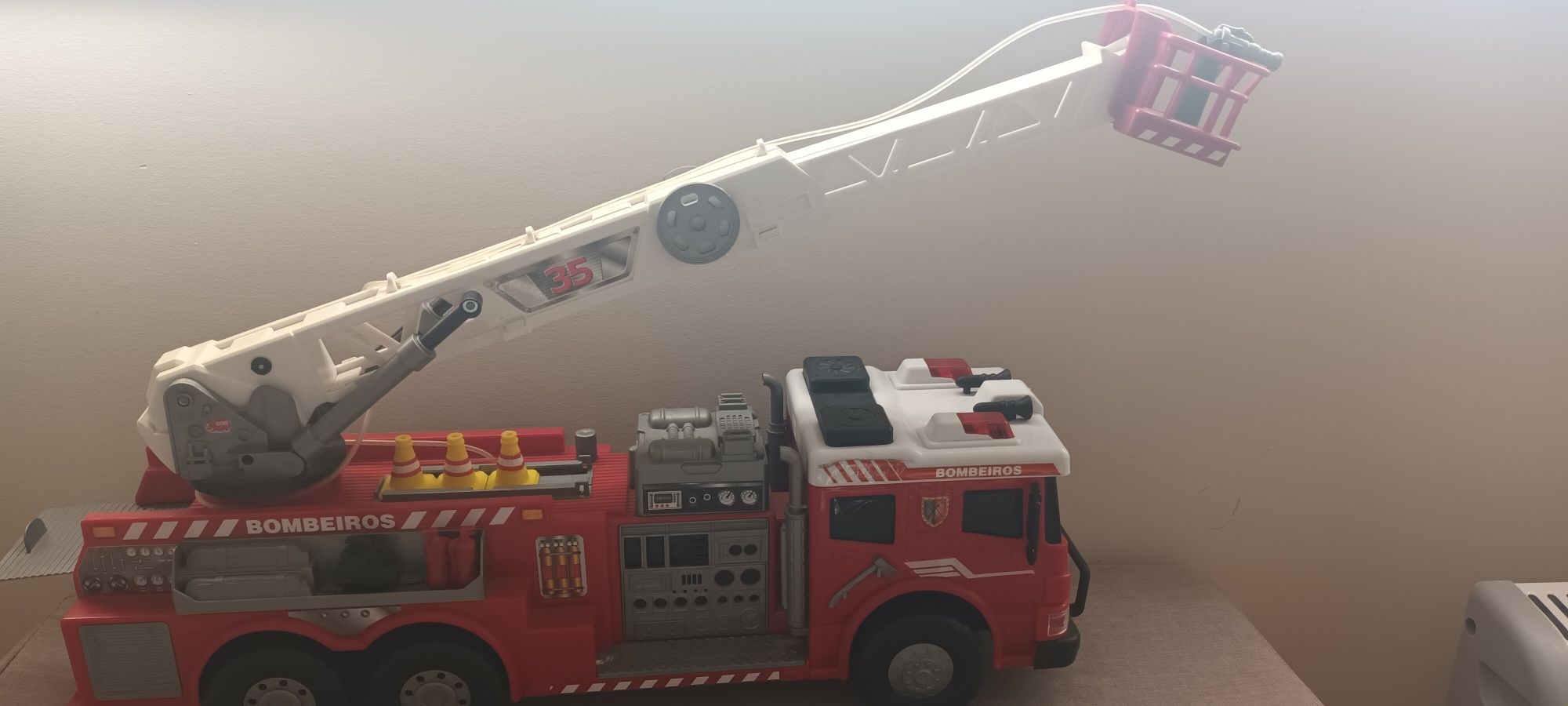 Camião bombeiros Dickie toys