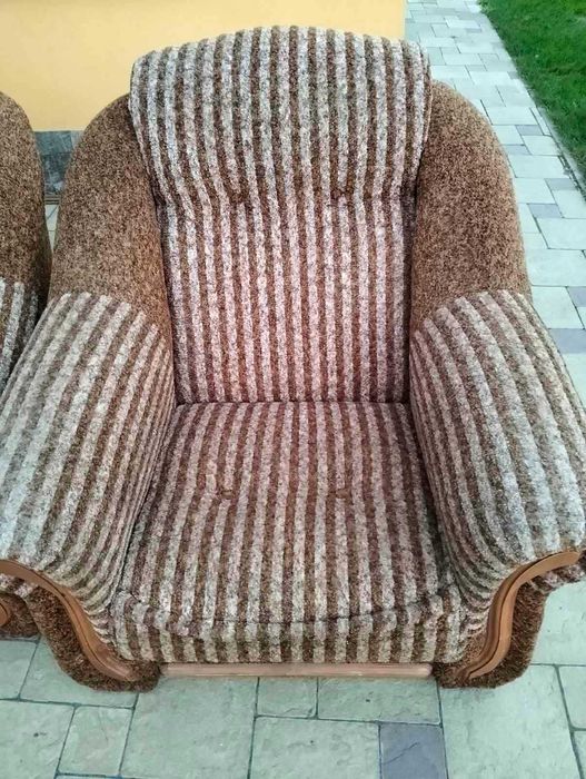 Продам два крісла