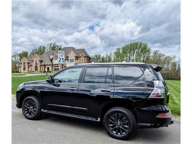 2023 Lexus GX460 Premium