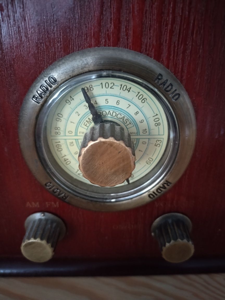 Radio w stylu retro