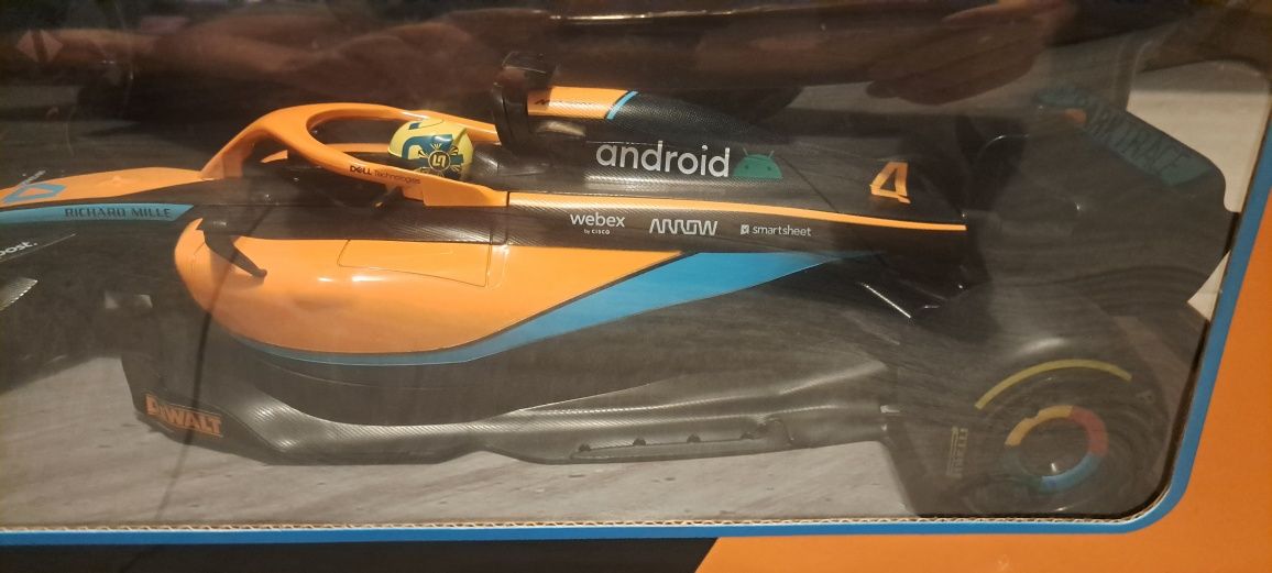 Samochód zdalnie sterowany McLaren Formula 1 MCL36