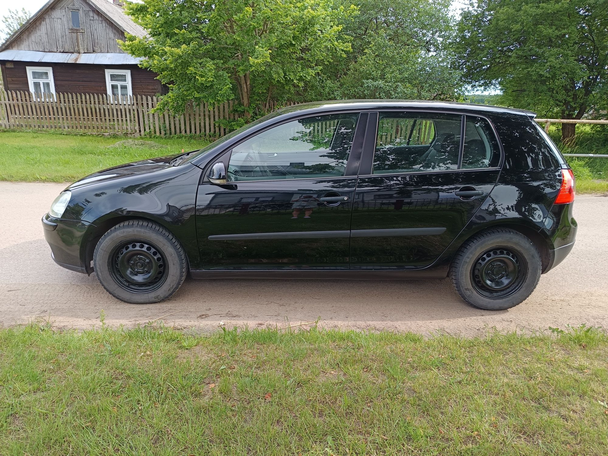 Volkswagen Golf V 1.4 benzyna