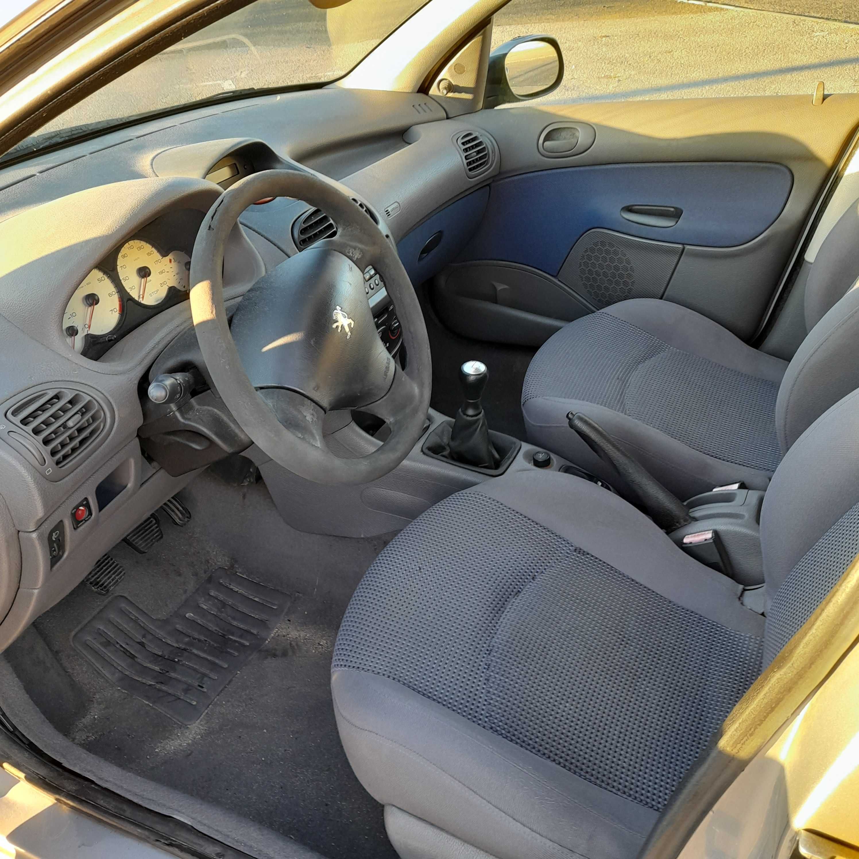 Peugeot 206 1.1 Color Line