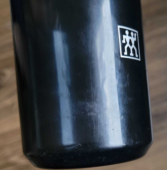 bidon tritanowy Zwilling Bottle butelka do picia 680ml 0,68l czarny