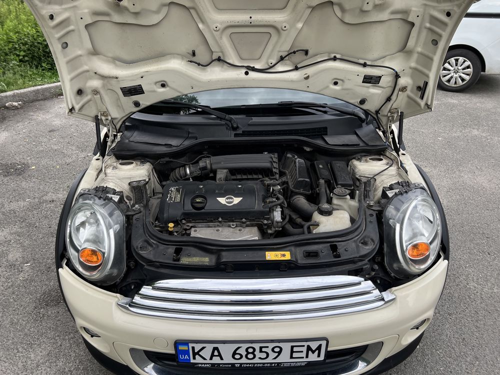 Продам mini clubman 2013