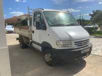 Renault Mascott