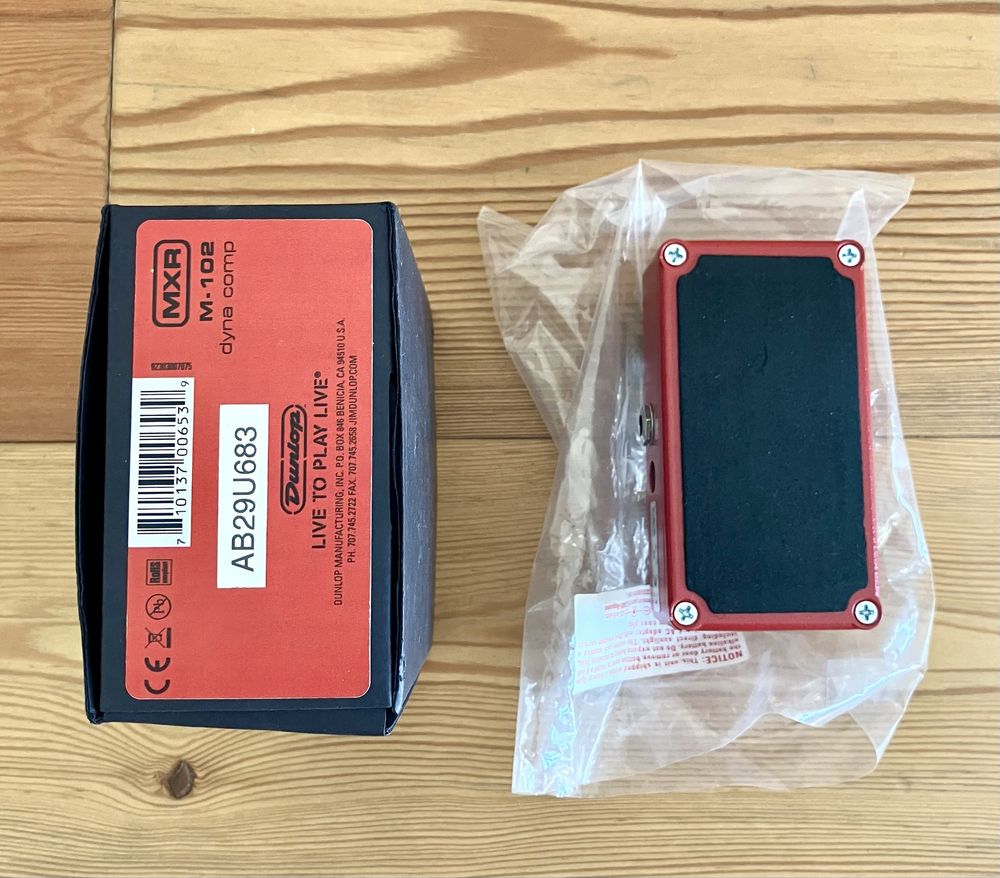Pedal Guitarra MXR Dyna Comp M-102