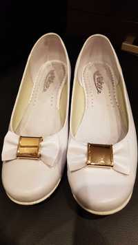 Buty komunijne balerinki rozmiar 35 białe dla dziewczynki MIKO