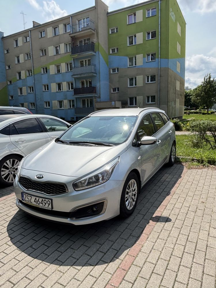 Kia Ceed lift 2017r , 1.4 CRDI 90km , vat 23%