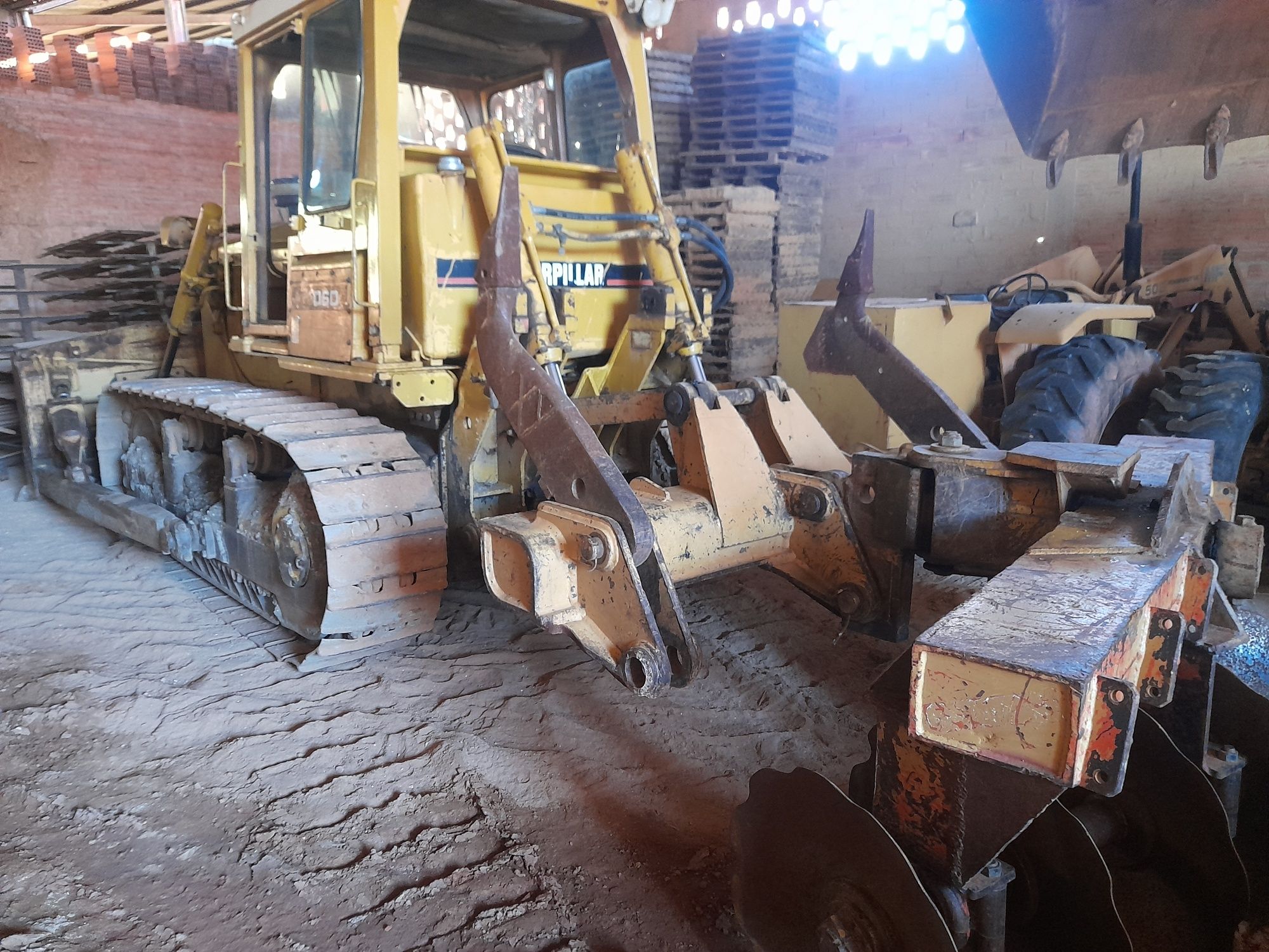Caterpillar D6D 74w embriagem manual