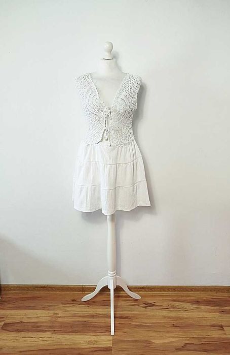 Asos biała wakacyjna szydełkowa sukienka mini babydoll