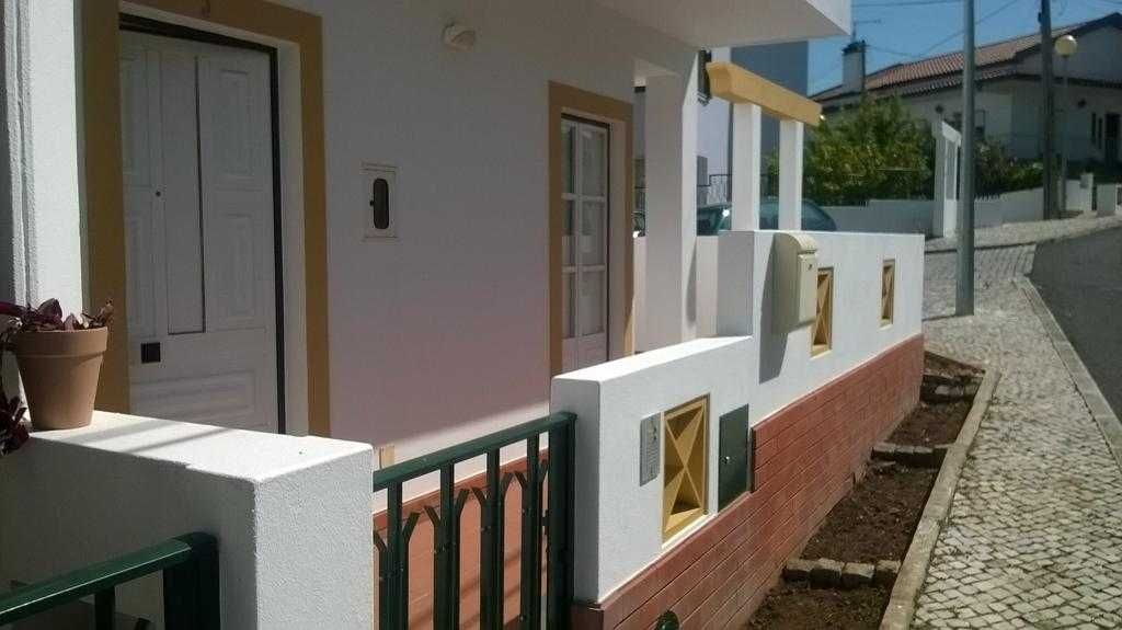 Moradia, triplex, com sótão, em Santiago do Cacém