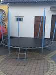 Trampolina ogrodowa