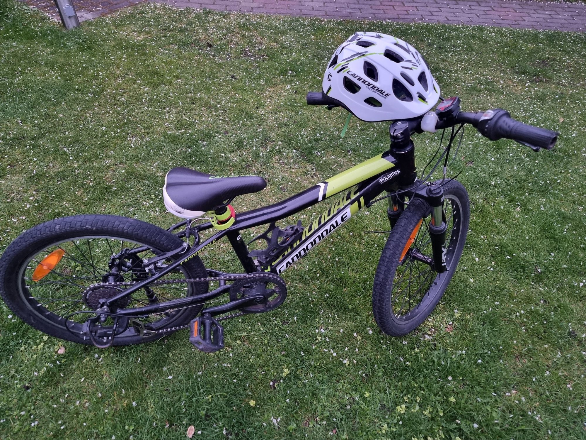 Rower dziecięcy 20 Kask Cannondale