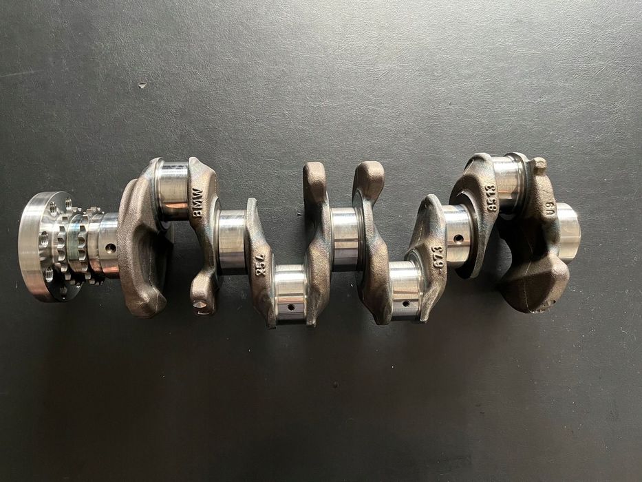 WAŁ KORBOWY NOWY ORYGINALNY BMW N47D20