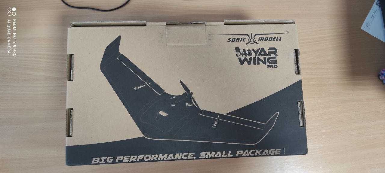 Літаюче крило SonicModell Baby AR. Wing Pro 682мм KIT FPV
