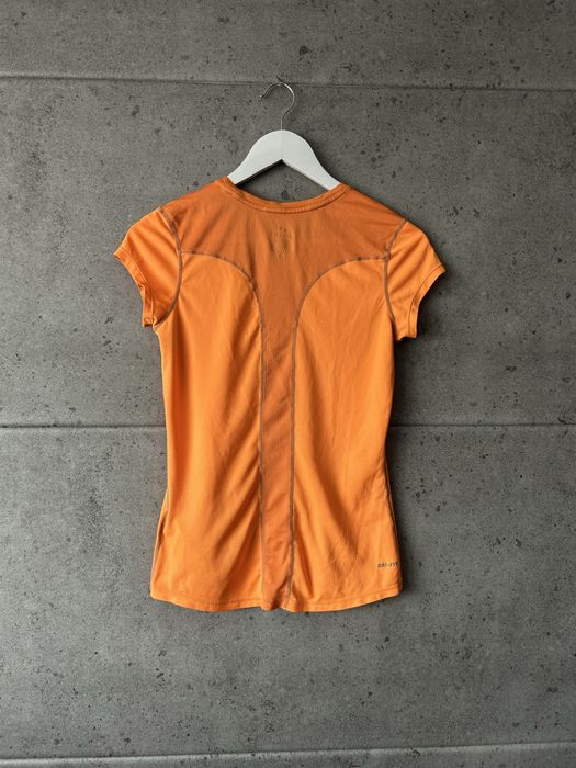 Koszulka sportowa pomarańczowa dry-fit rozmiar S Nike