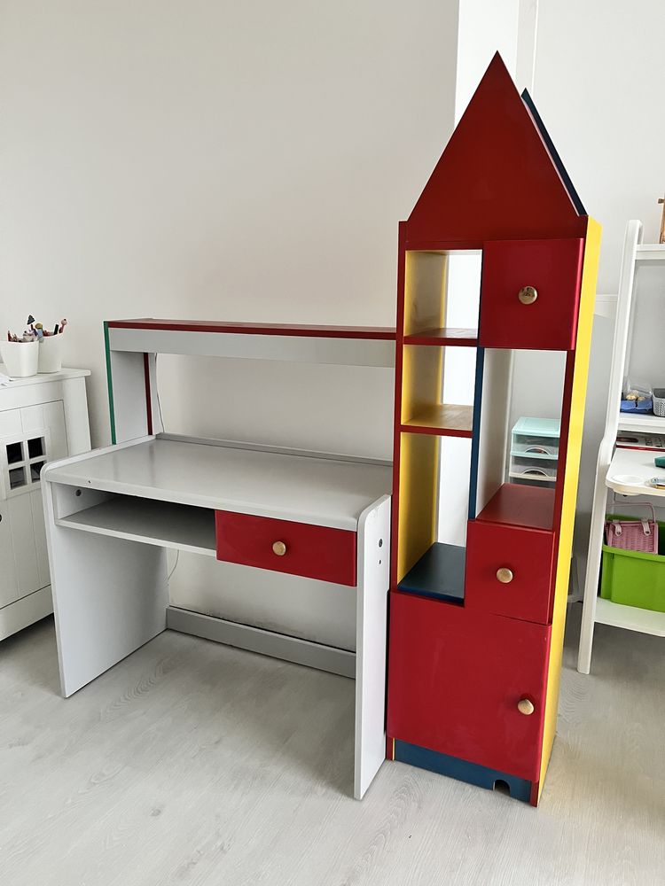 Biurko drewniane kolorowe dla dziecka szafka domek z półkami rozsuwane