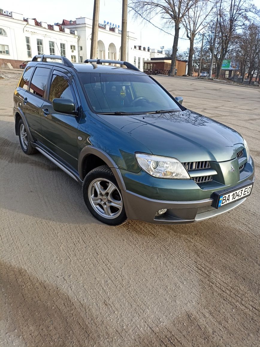 Продам Mitsubishi Outlander 2.4