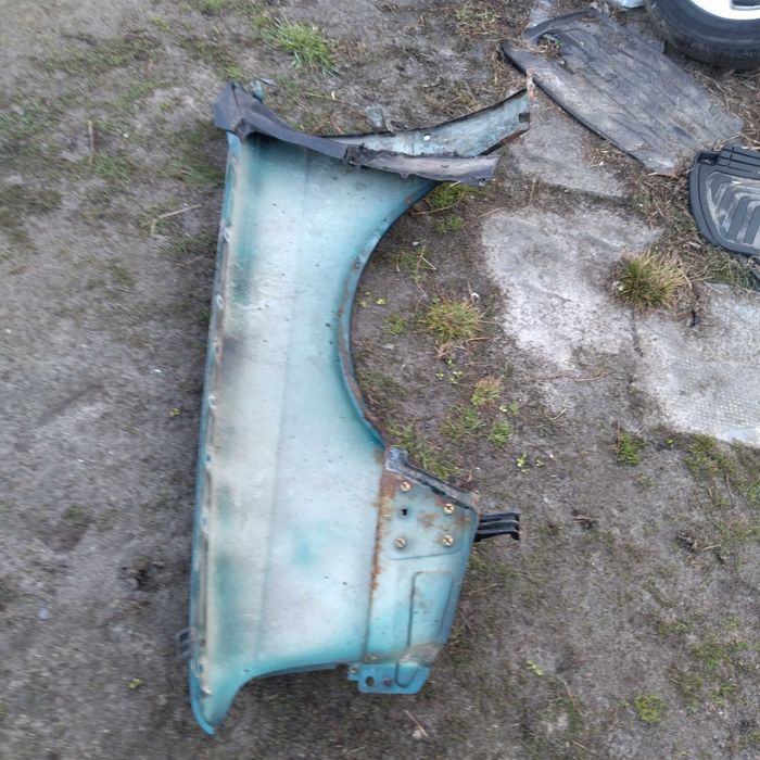 blotnik błotnik prawy  lz6p audi 80 b4