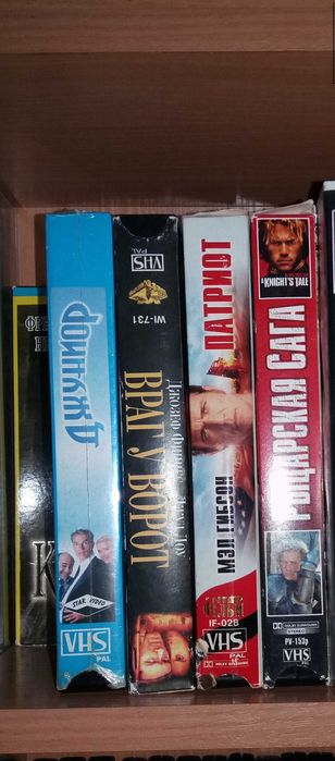 Видеокассеты с фильмами   б.у.