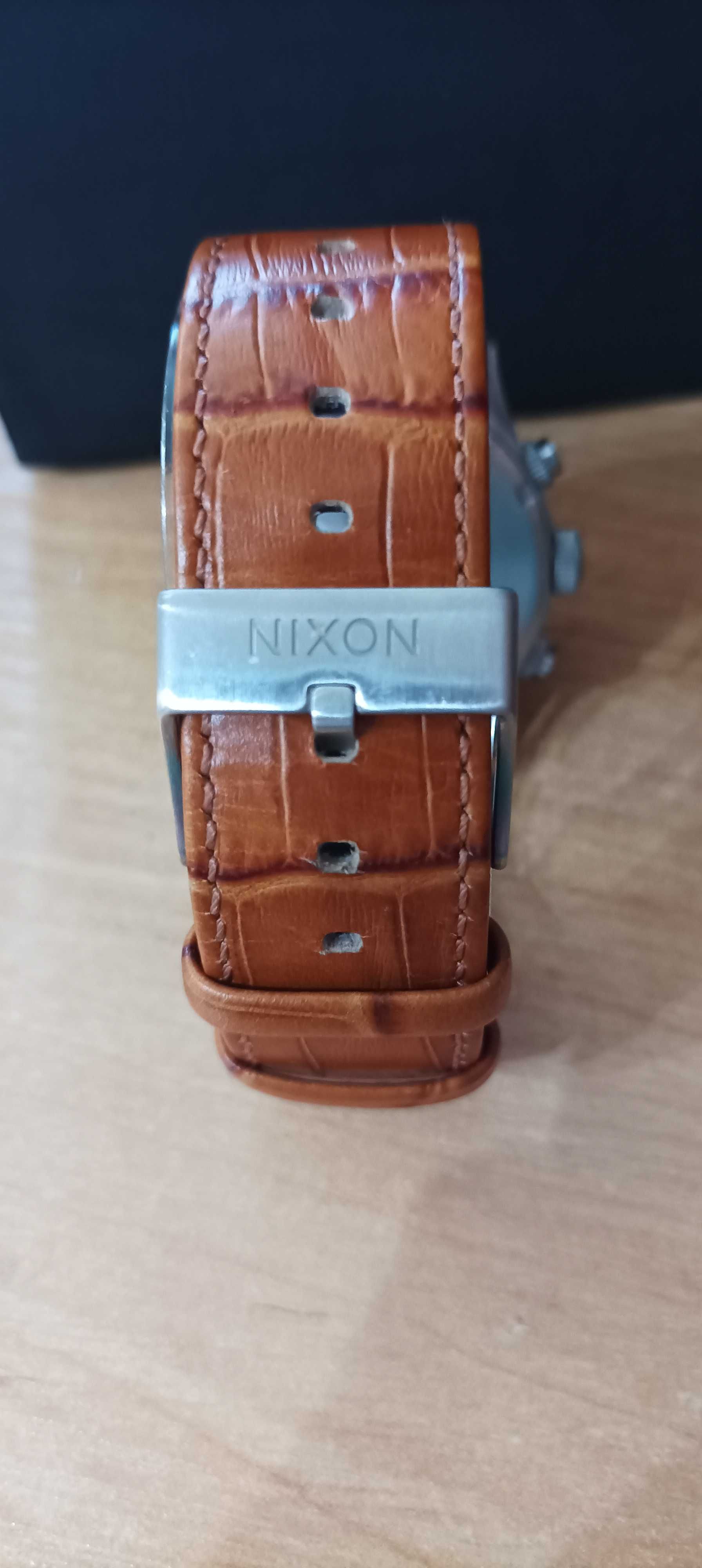 Zegarek Nixon Sentry Chrono
