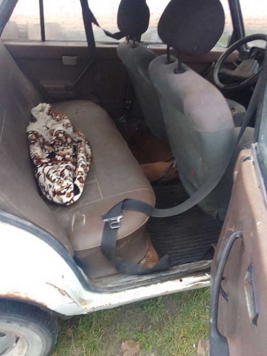 ваз 2105 білий  стан як на фото