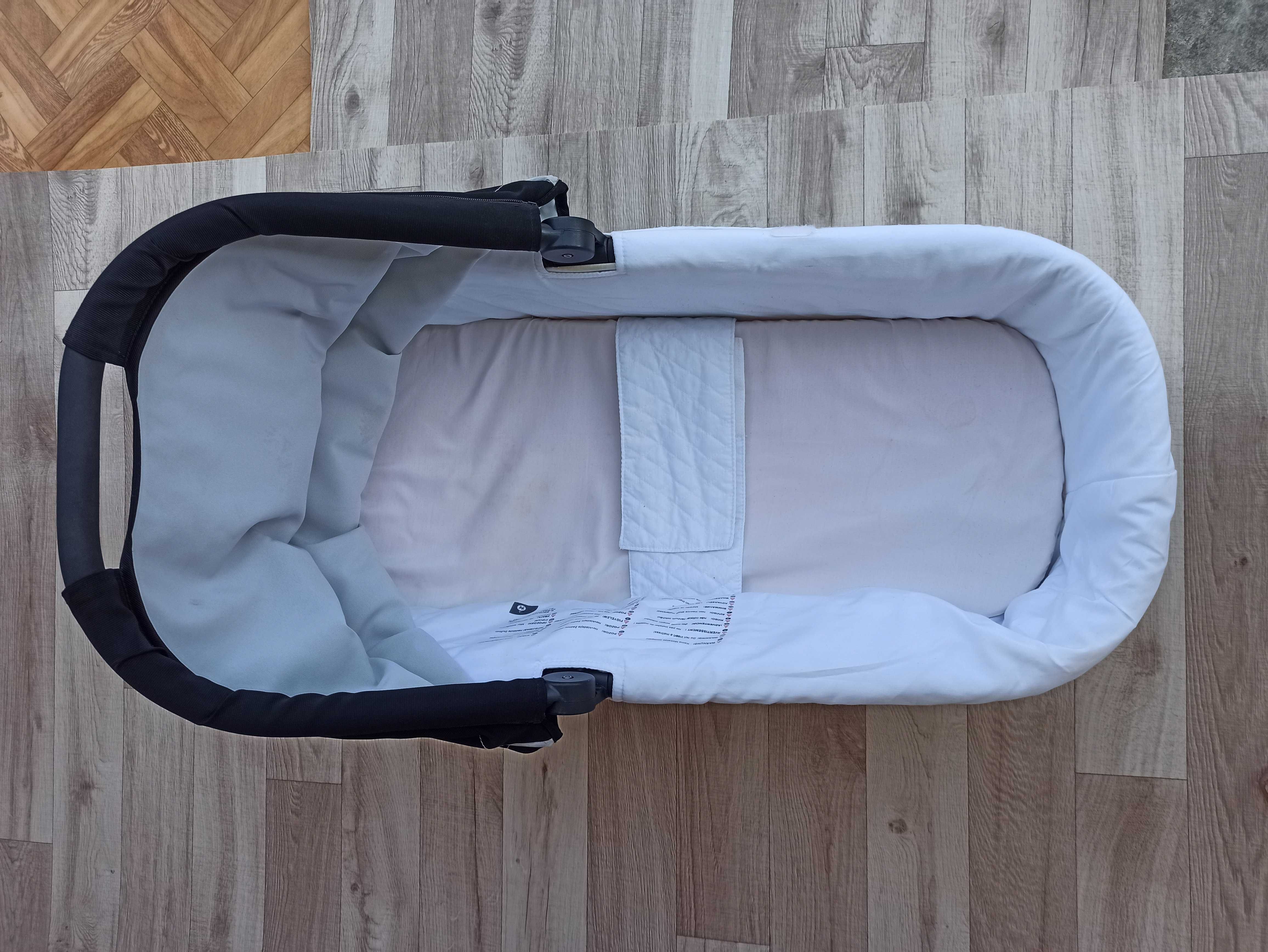 Gondola do wózka Britax B-Smart - wózek Römer