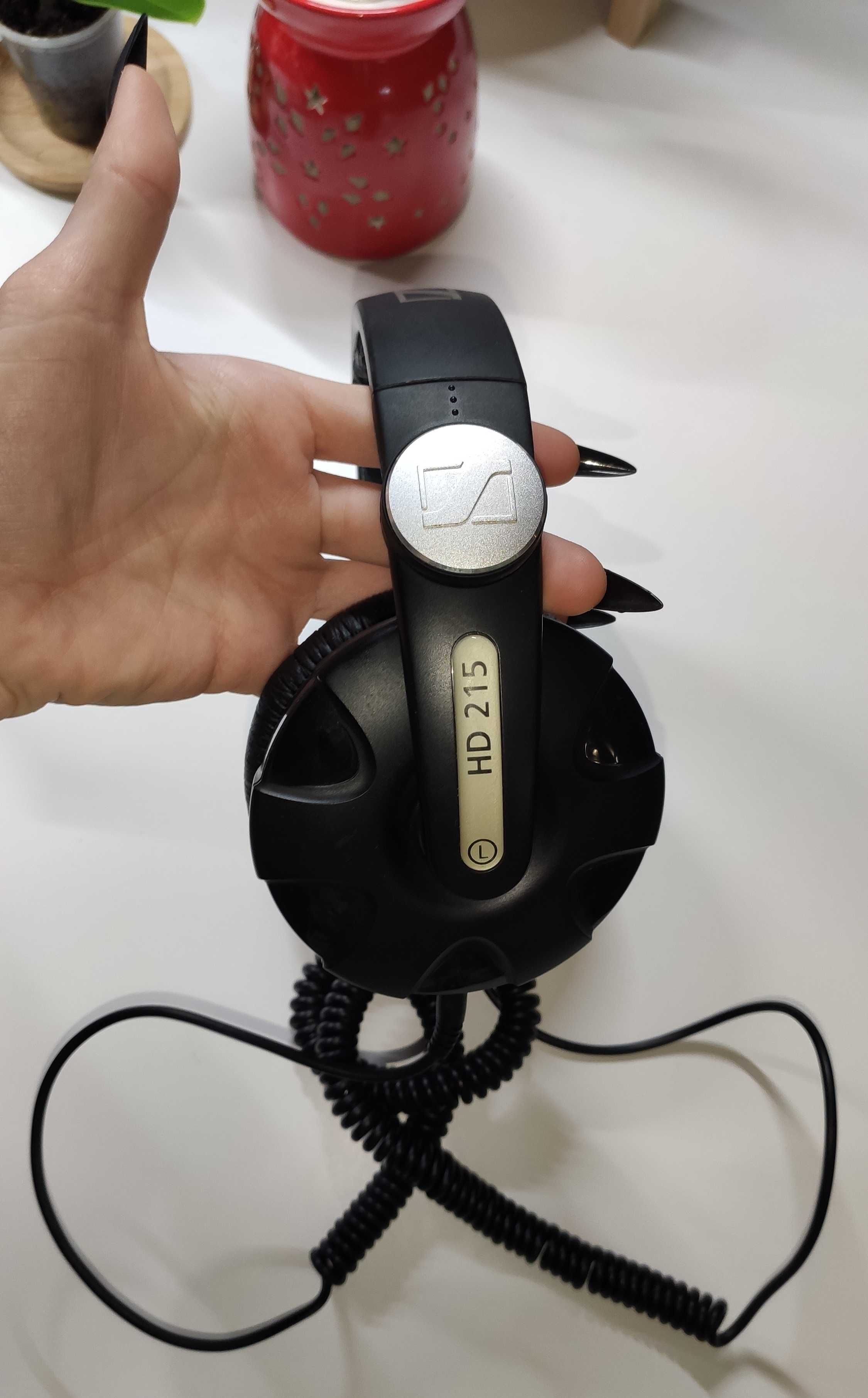 Sennheizer HD 215