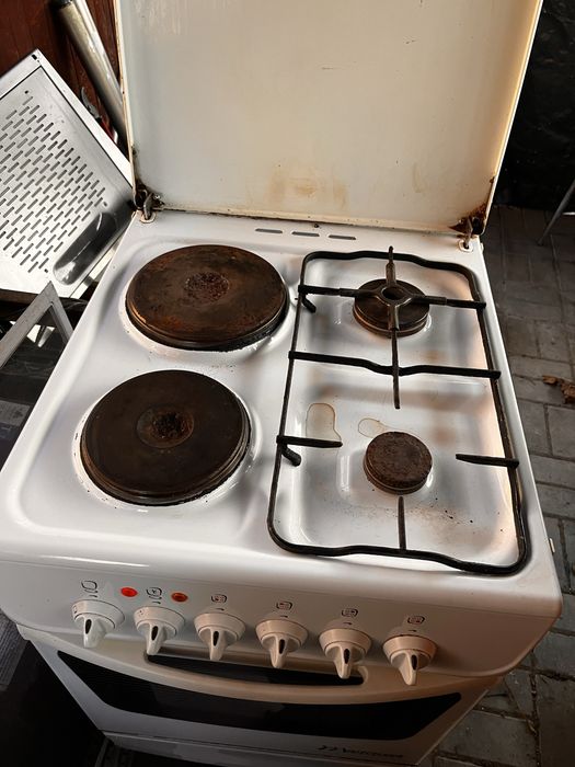 Kuchenka gazowo-elektryczna mastercook 2 palniki gazowe 2 elektryczne