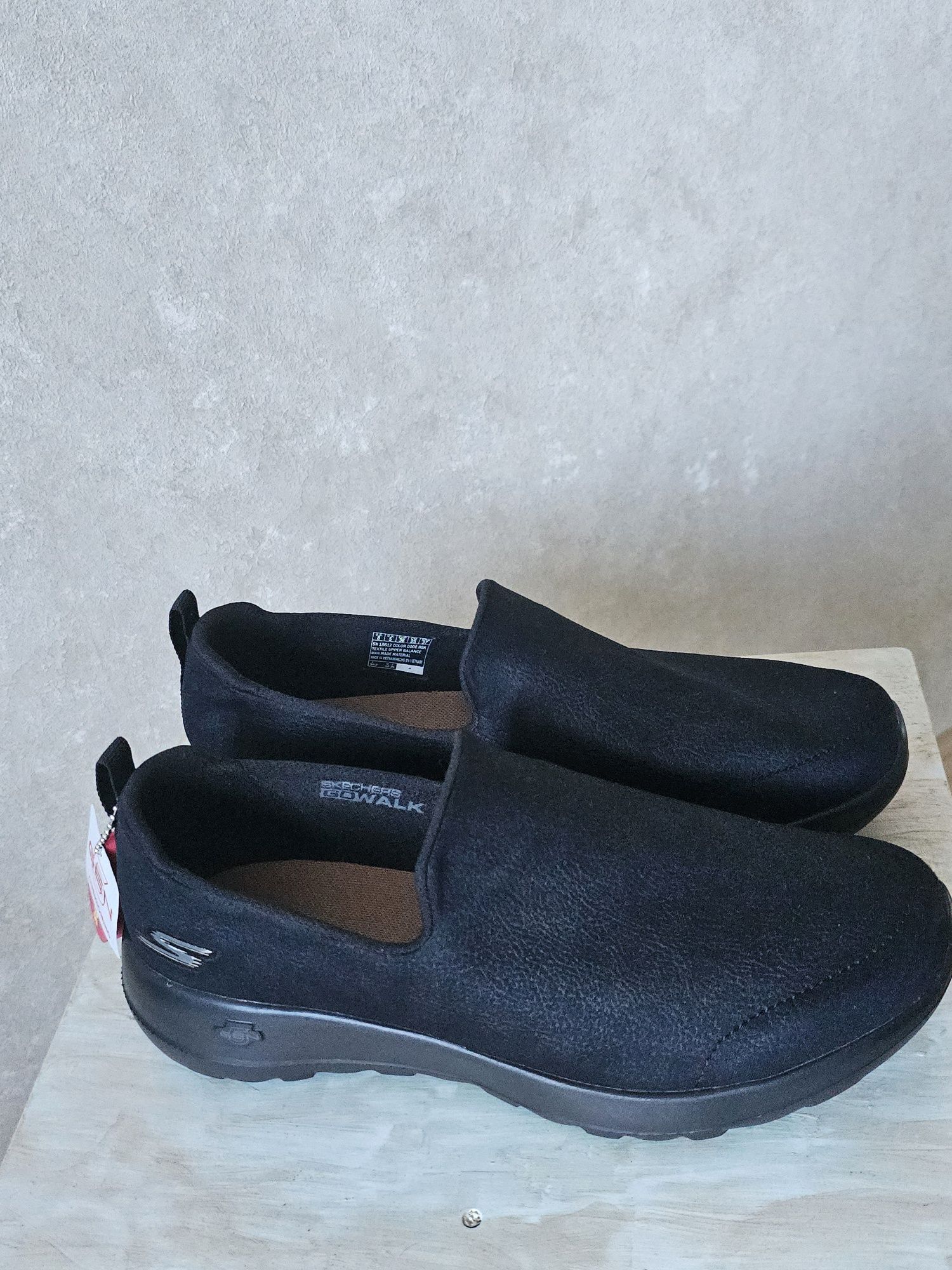 Мокасини сліпони Skechers "Sassies Butterfly" 38розмір/25см