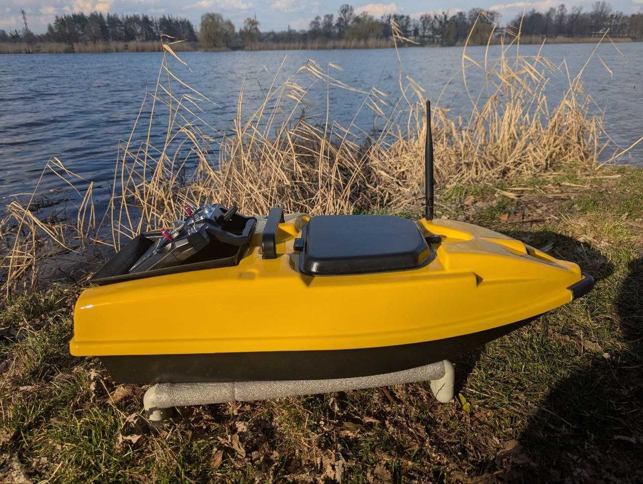 Карповий кораблик SPRINTER . GPS . Автопілот. Глибиномір.