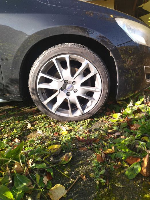 ORG. felgi 18   VOLVO V60 I gen, +oponony, sprzadam jako zestaw, TANIO