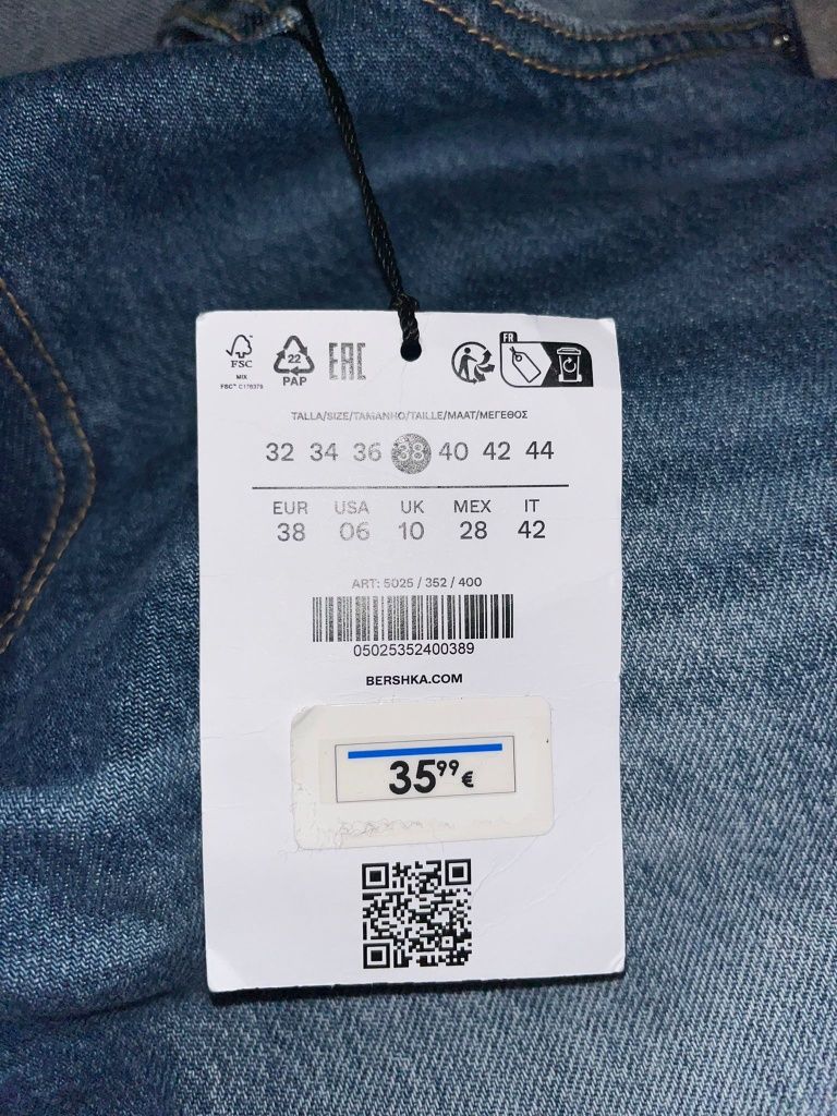 Bershka, granatowe spodnie baggy