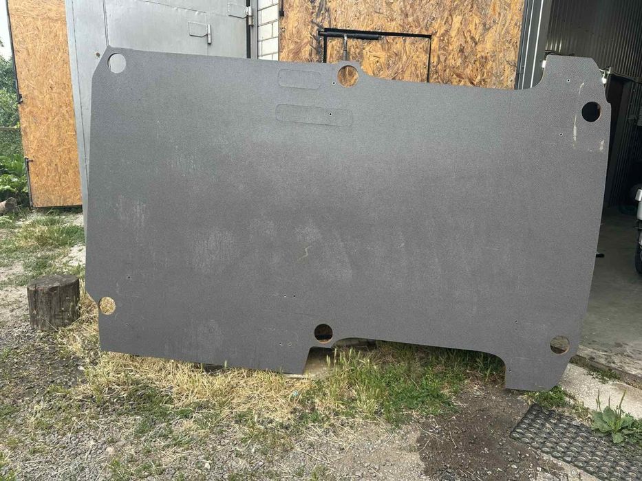 Продам оригінальгу  підлогу на транспортер довга і  коротка база  б