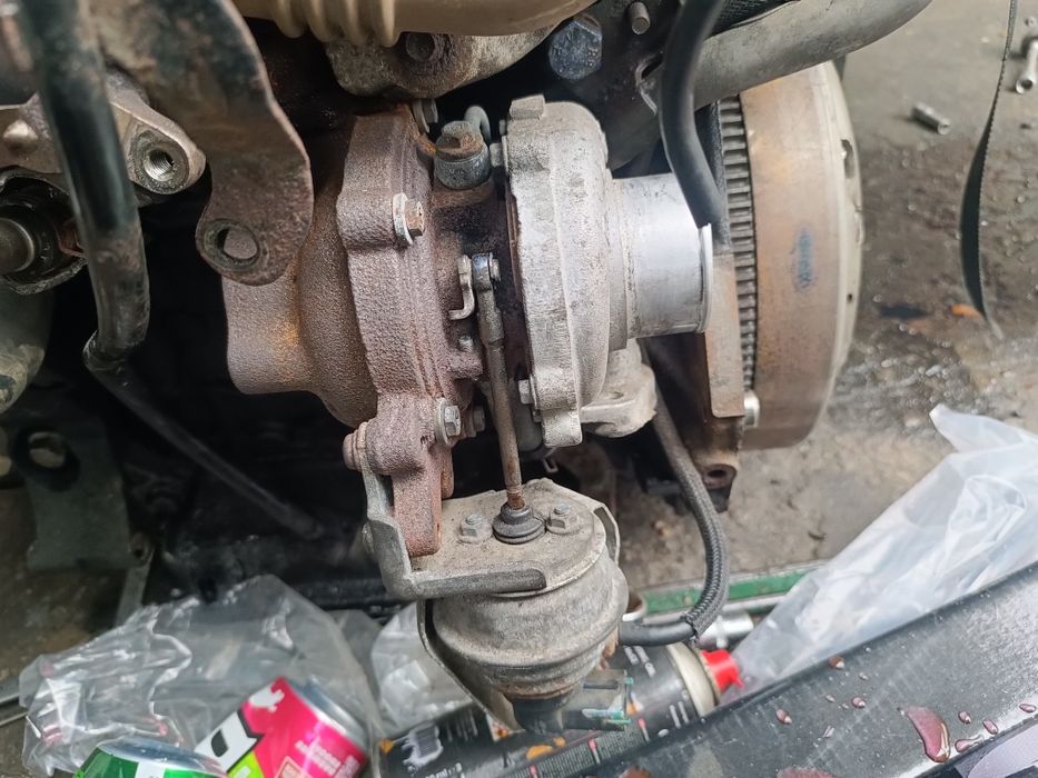 Ople astra j mokka a 1.7 CDTI turbo turbina turbosprężarka