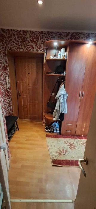 Двокімнатна квартира на Фурманова!
