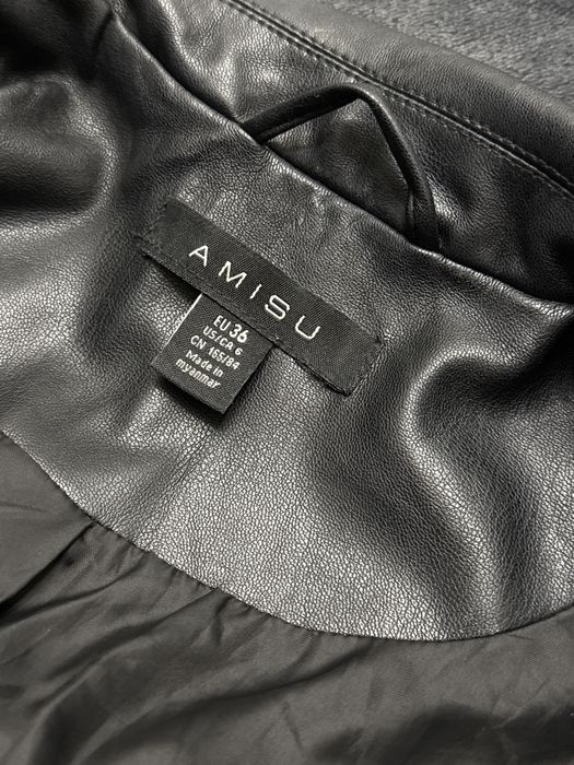 Піджак шкіряний чорного кольору