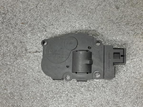 Motor da comporta da sofagem MERCEDES-BENZ Classe A (W169)