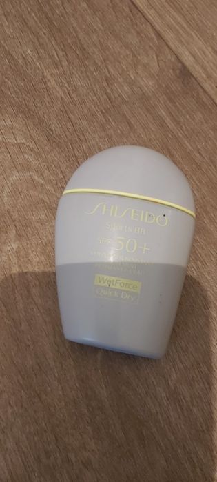 Тональний крем Шісейдо Shiseido Sports