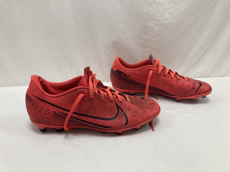 Chuteiras Nike Mercurial N42