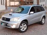 Rav 4 2.0d  lift  Posiadam  inne auta z włoch
