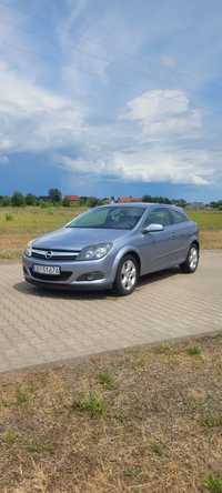 Opel Astra  gtc h 1.9 cdti 120koni coupe trzy drzwiowy